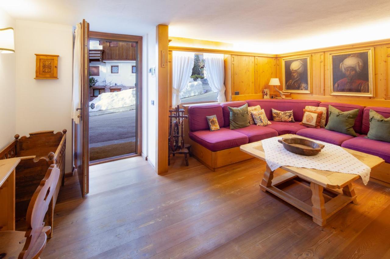 Casa Marmorata Apartamento Cortina dʼAmpezzo Exterior foto