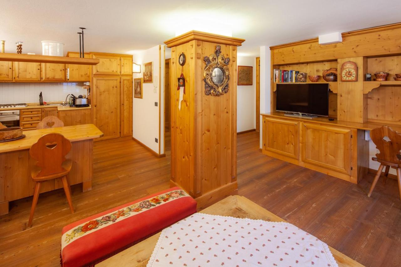 Casa Marmorata Apartamento Cortina dʼAmpezzo Exterior foto