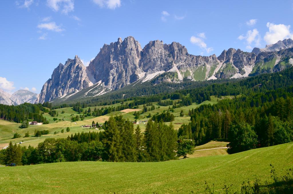 Casa Marmorata Apartamento Cortina dʼAmpezzo Exterior foto